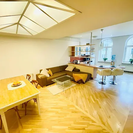 公寓 Spacious In Old Town *