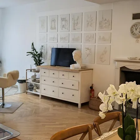 公寓 Spacious In Old Town *