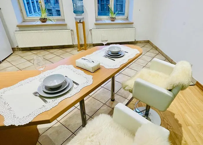 Spacious In Old Town