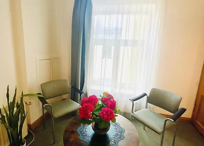 Spacious In Old Town