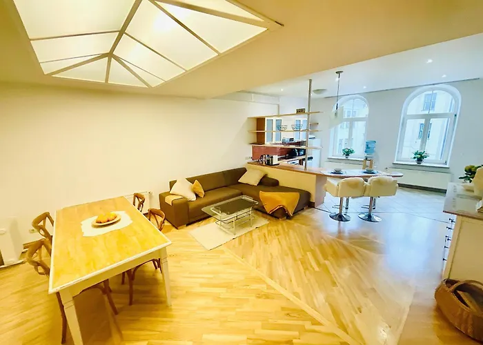 公寓 Spacious In Old Town *