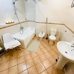 Spacious In Old Town